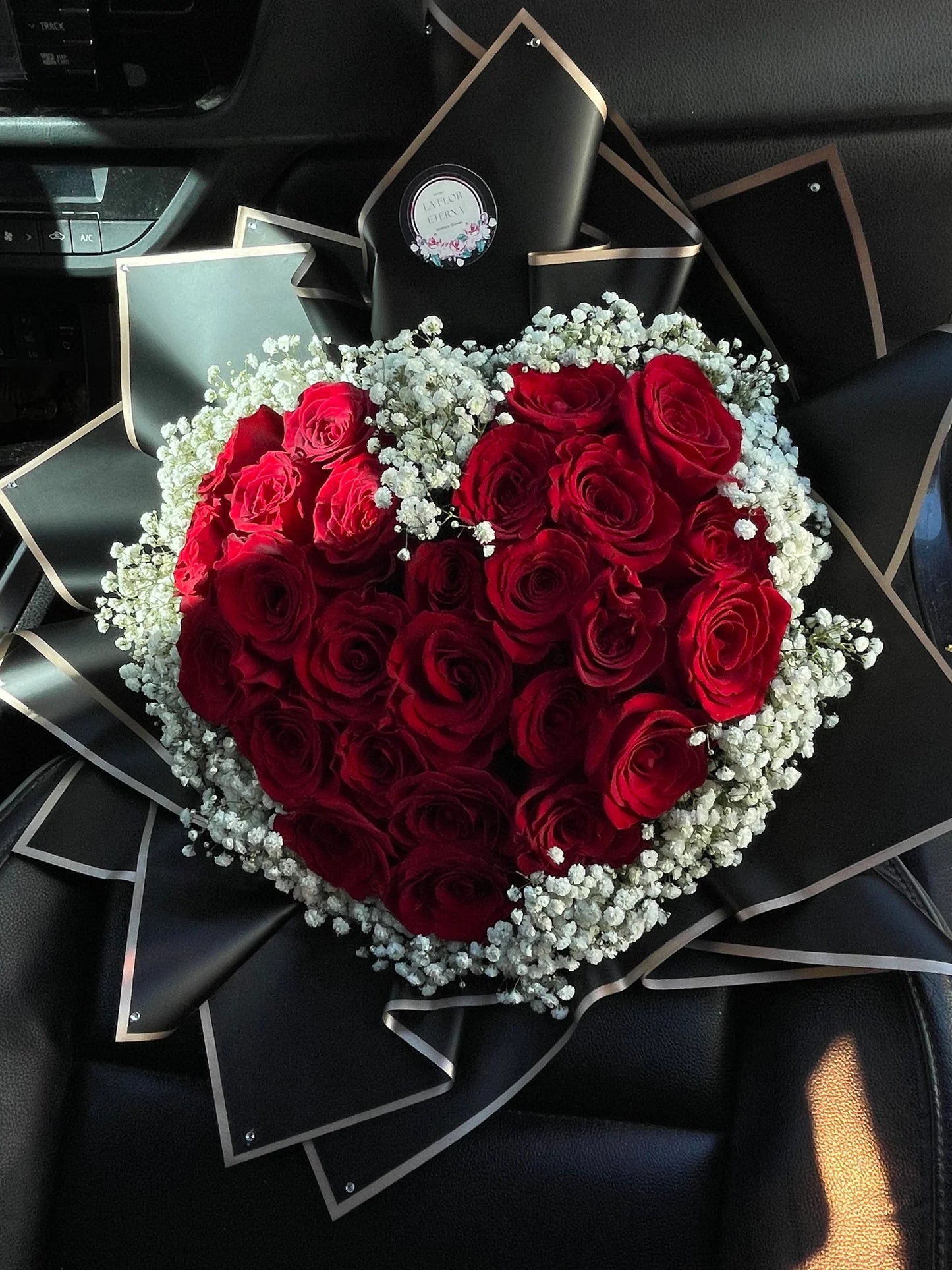 Fresh Rose Bouquets